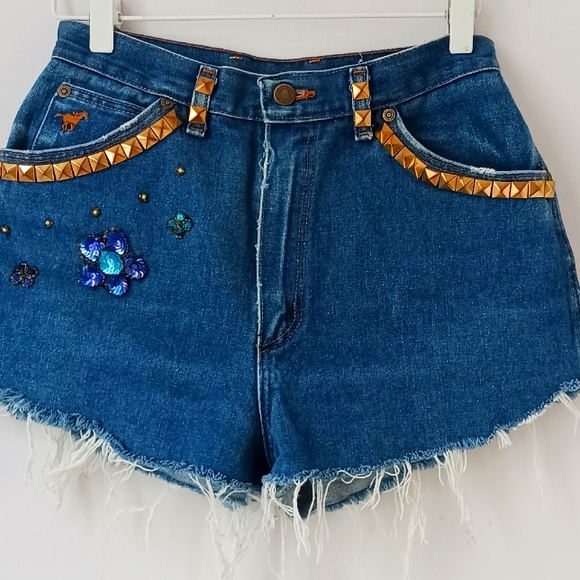 BOHO - Picture 2 of 10